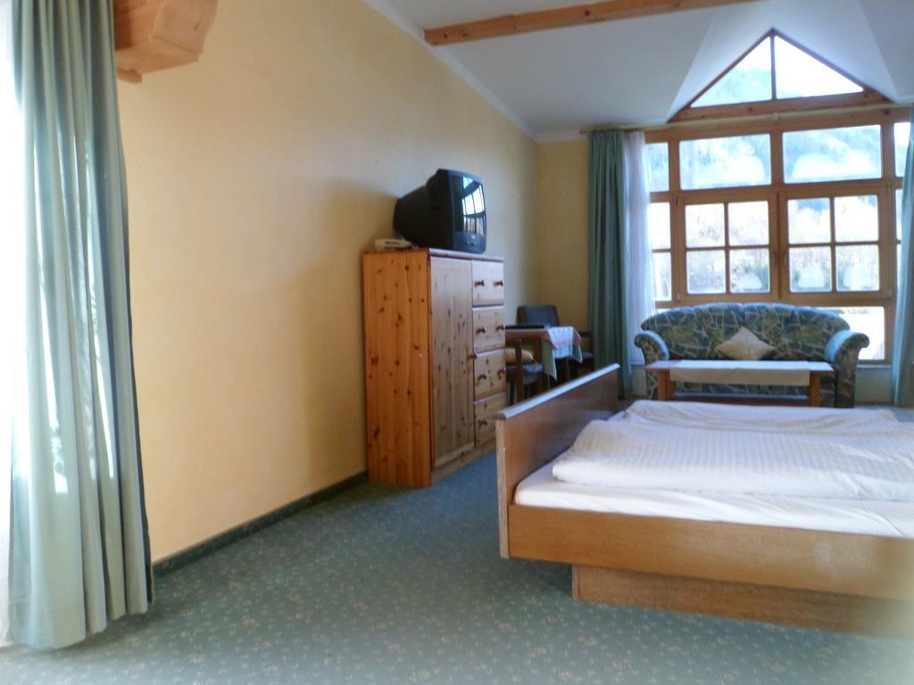 Pension Gruenauhof Grünau im Almtal Esterno foto
