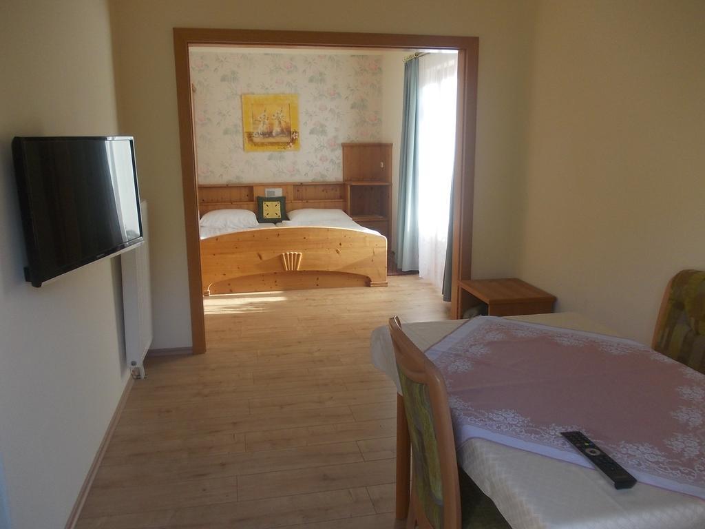 Pension Gruenauhof Grünau im Almtal Esterno foto